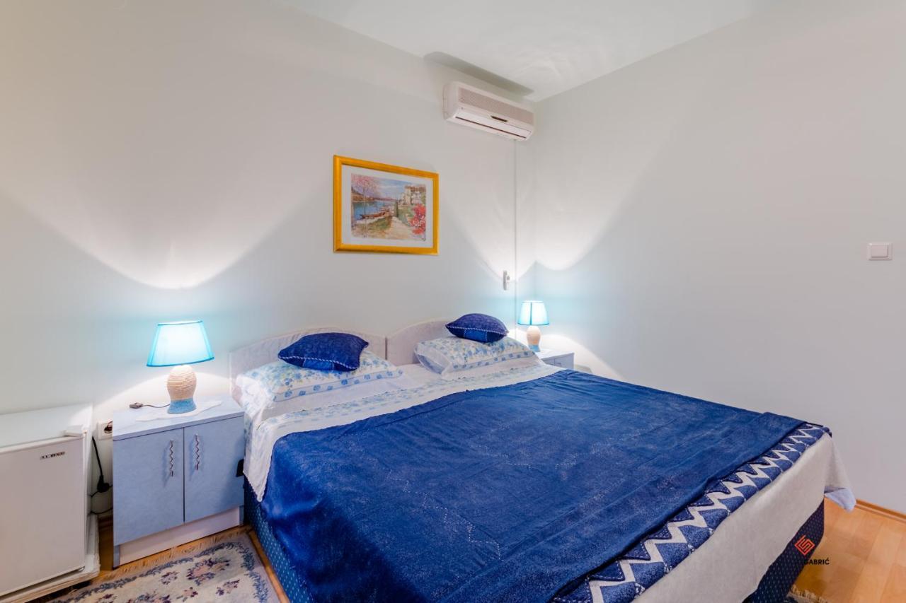 Guesthouse Rooms スプリト エクステリア 写真