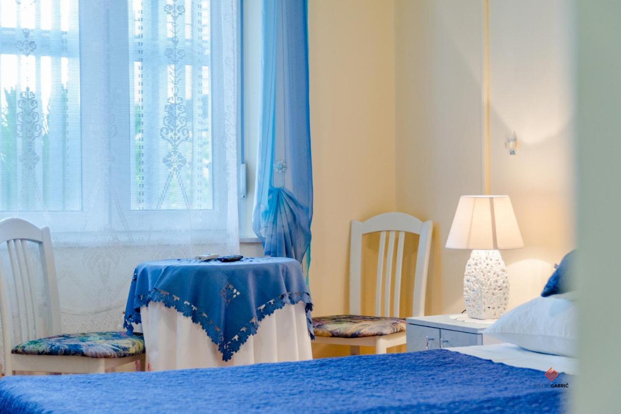 Guesthouse Rooms スプリト エクステリア 写真