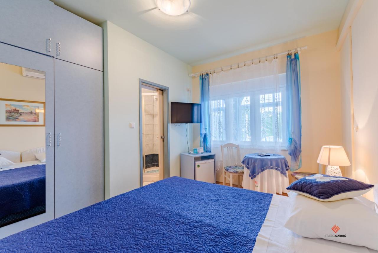 Guesthouse Rooms スプリト エクステリア 写真
