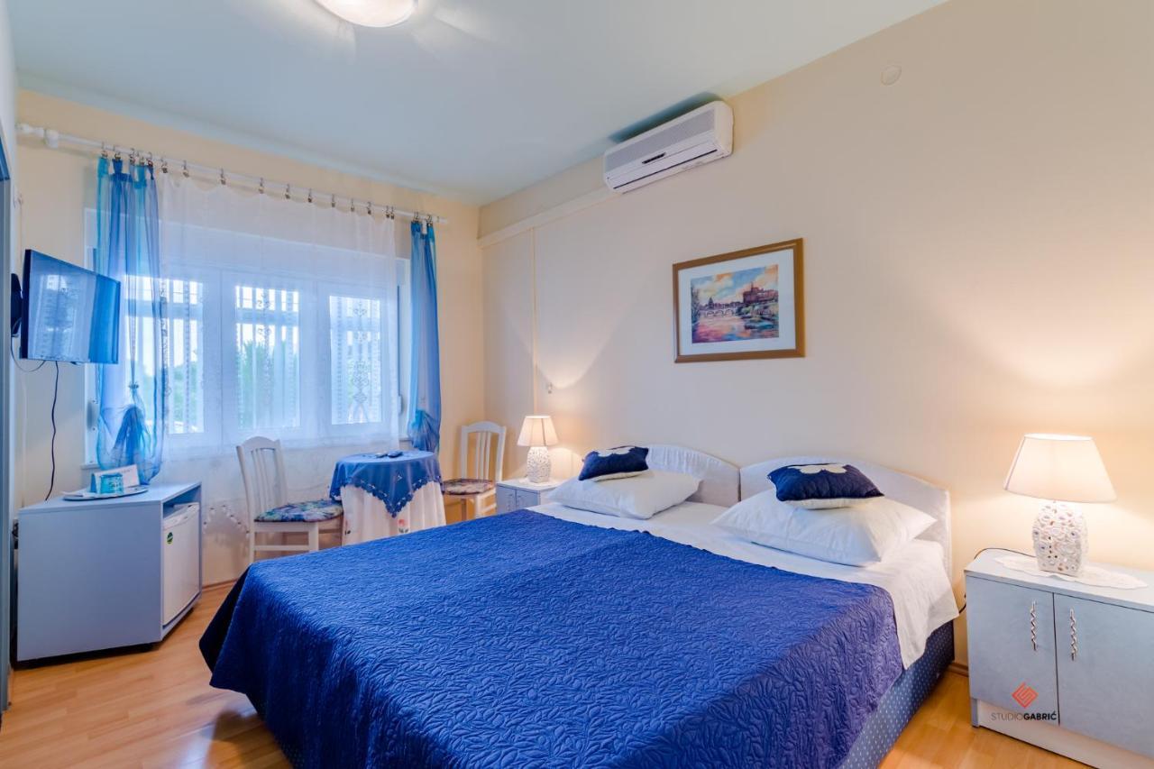 Guesthouse Rooms スプリト エクステリア 写真