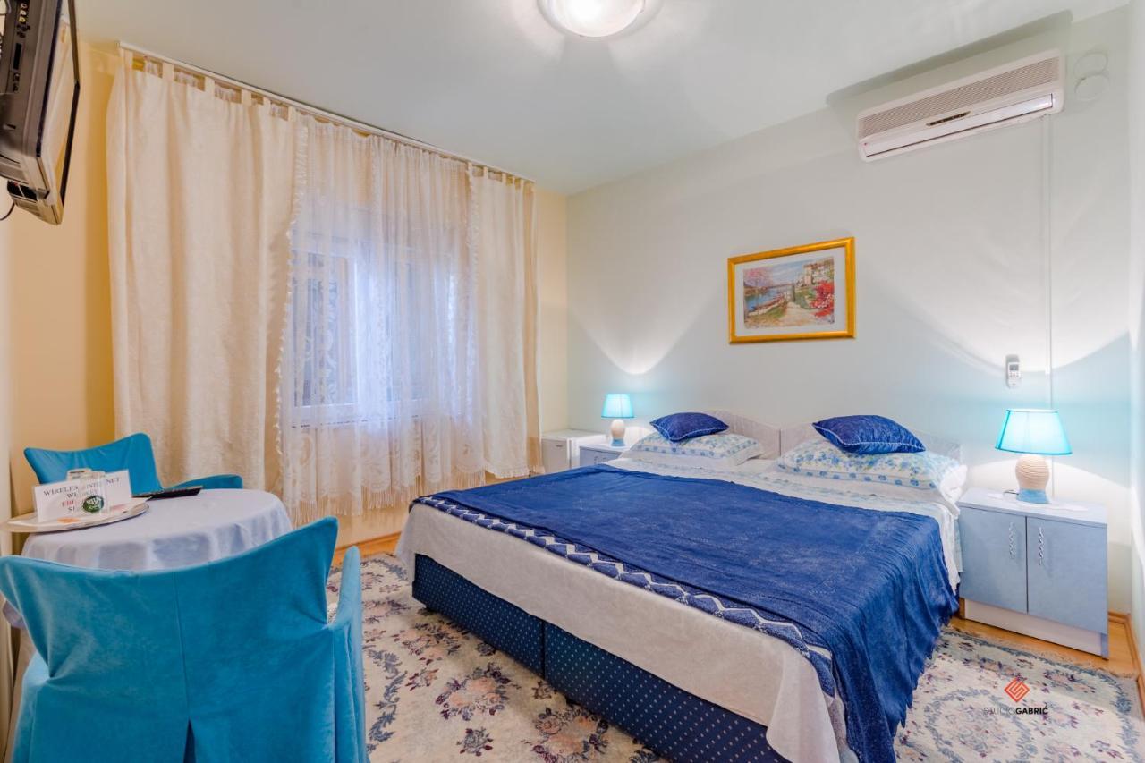 Guesthouse Rooms スプリト エクステリア 写真