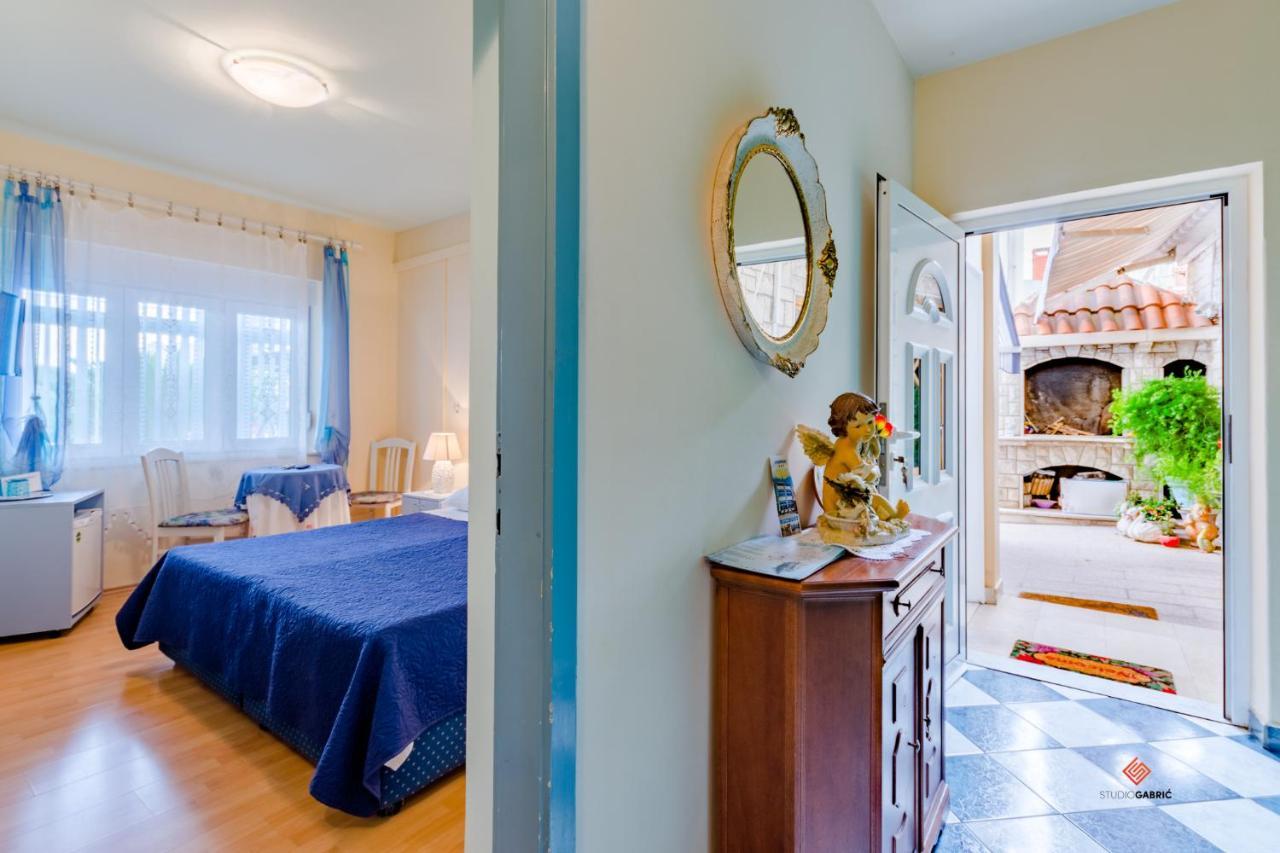 Guesthouse Rooms スプリト エクステリア 写真
