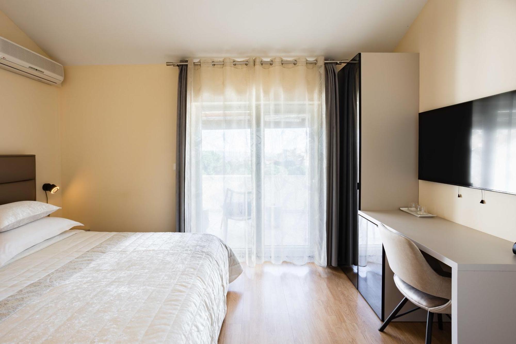 Guesthouse Rooms スプリト エクステリア 写真
